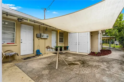 1747-1749 25th Street Vero Beach FL 32960