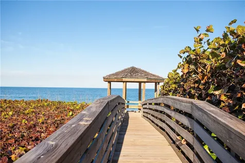 1755 Pelican Way Vero Beach FL 32963
