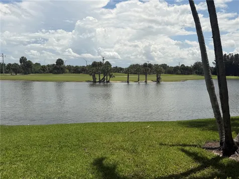 4 Plantation Drive Vero Beach FL 32966