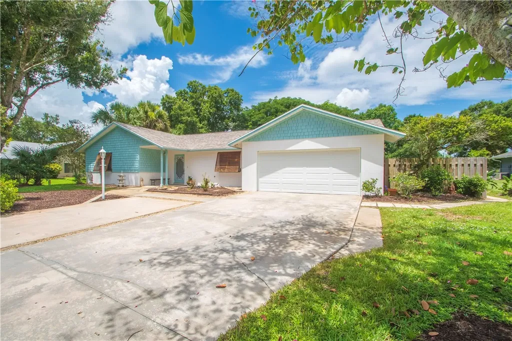2335 81st Court Vero Beach FL 32966