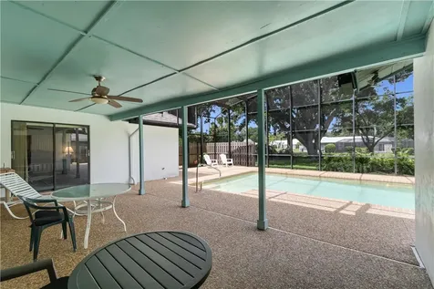 2335 81st Court Vero Beach FL 32966