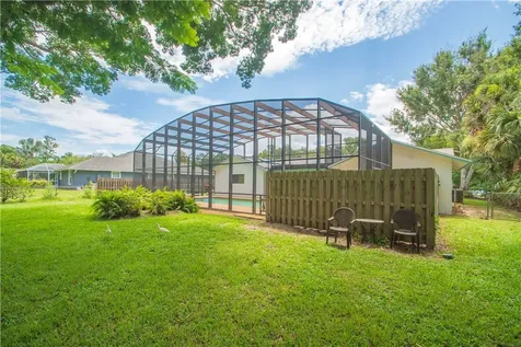2335 81st Court Vero Beach FL 32966