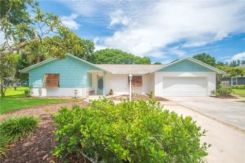 2335 81st Court Vero Beach FL 32966