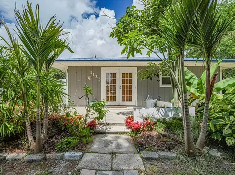 1125 15th Avenue SW Vero Beach FL 32962