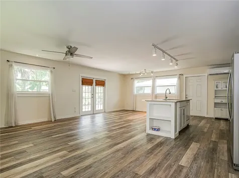 1125 15th Avenue SW Vero Beach FL 32962