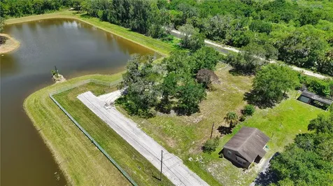 1075 Lincoln Street Fellsmere FL 32948