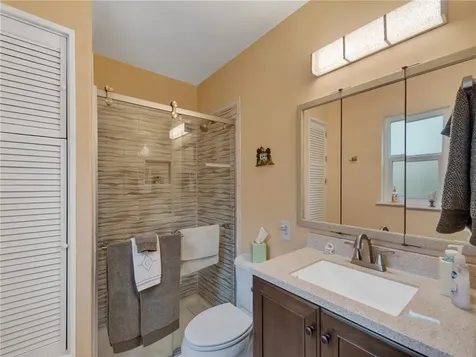 5855 34th Street Vero Beach FL 32966
