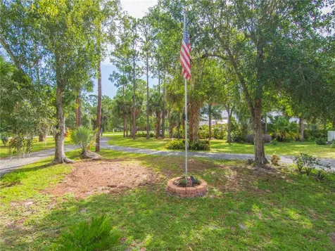 5855 34th Street Vero Beach FL 32966