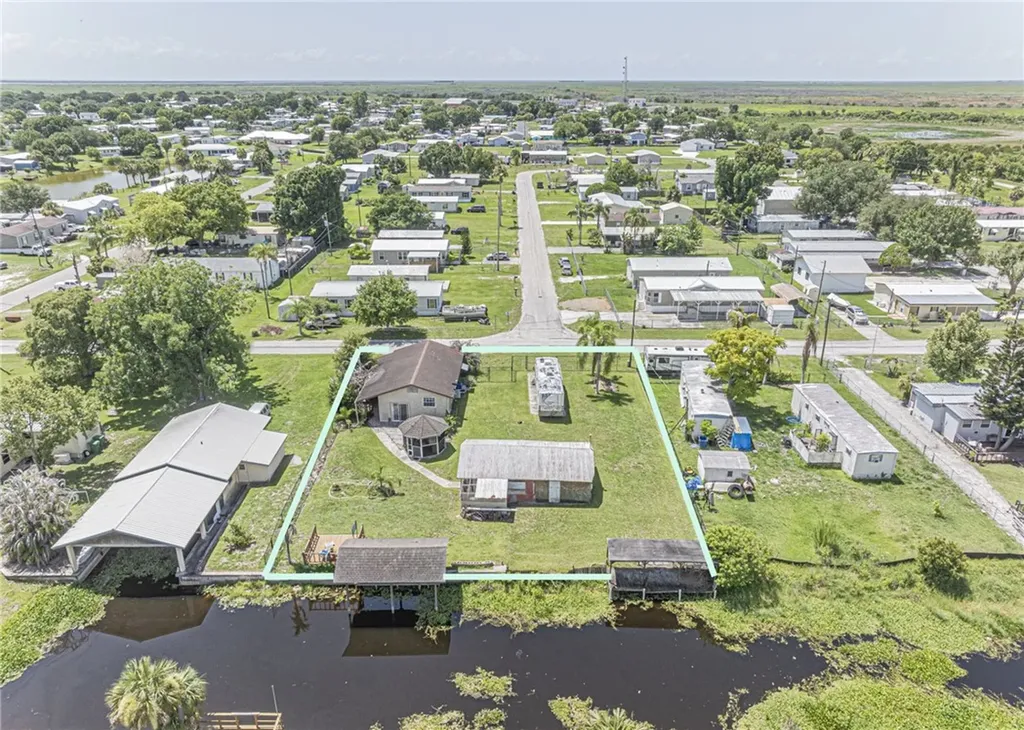 1040 Lissie Lane Okeechobee FL 34974