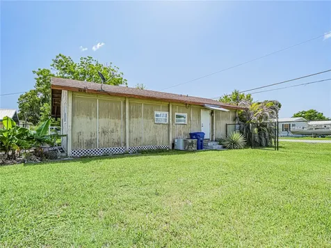 1040 Lissie Lane Okeechobee FL 34974