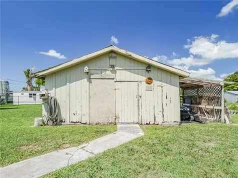 1040 Lissie Lane Okeechobee FL 34974