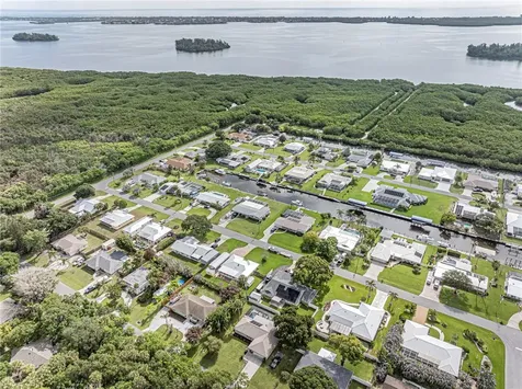 1954 5th Avenue SE Vero Beach FL 32962