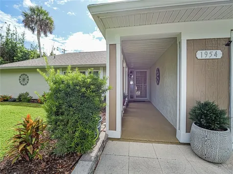 1954 5th Avenue SE Vero Beach FL 32962