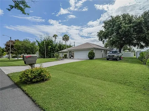 1954 5th Avenue SE Vero Beach FL 32962