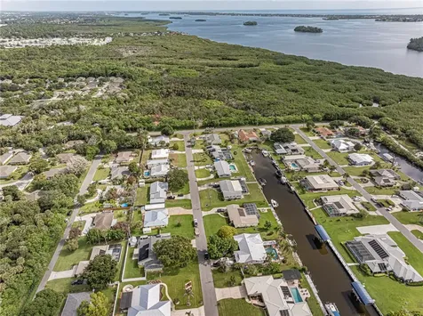 1954 5th Avenue SE Vero Beach FL 32962