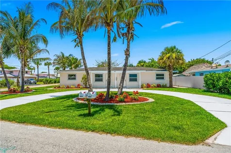 662 Granada Street Hutchinson Island FL 34949
