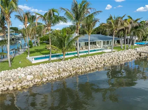 497 River Prado Fort Pierce FL 34946