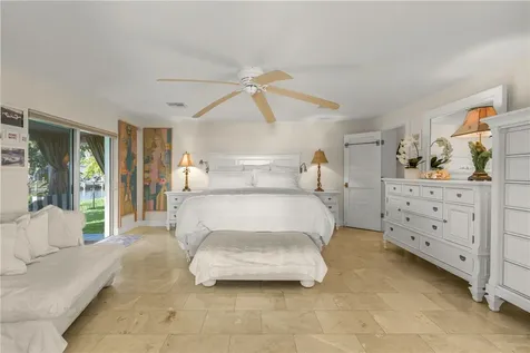 497 River Prado Fort Pierce FL 34946