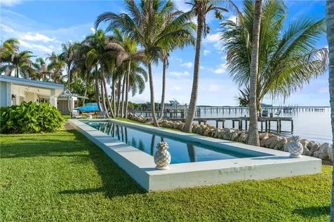 497 River Prado Fort Pierce FL 34946