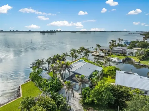 497 River Prado Fort Pierce FL 34946