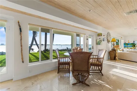 497 River Prado Fort Pierce FL 34946