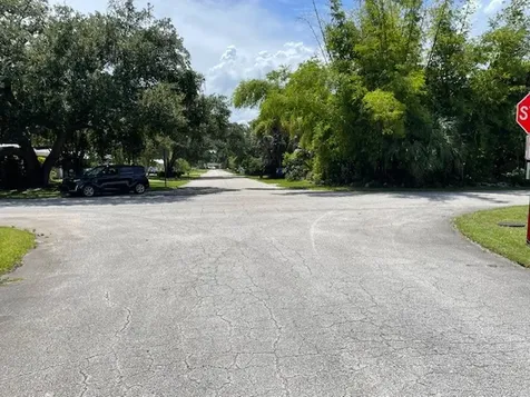 395 19th Street Vero Beach FL 32960
