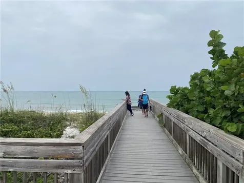 8423 Beagle Terrace Vero Beach FL 32967