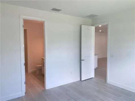 8423 Beagle Terrace Vero Beach FL 32967