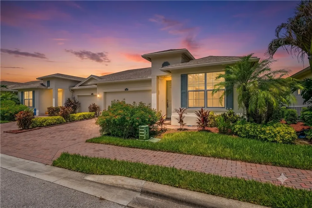 1849 Oak Grove Court Vero Beach FL 32966