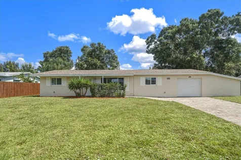 1956 1st Place SW Vero Beach FL 32962