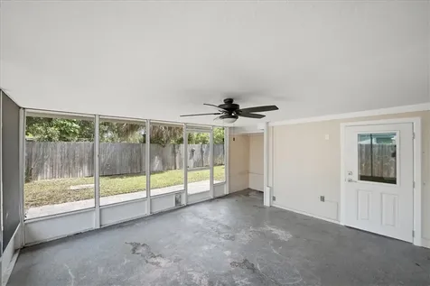 1956 1st Place SW Vero Beach FL 32962