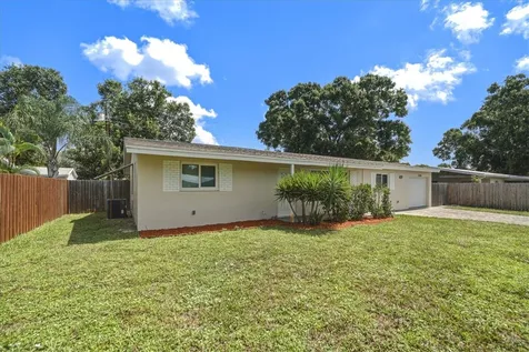 1956 1st Place SW Vero Beach FL 32962