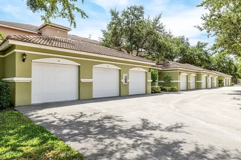 5060 Fairways Circle Vero Beach FL 32967