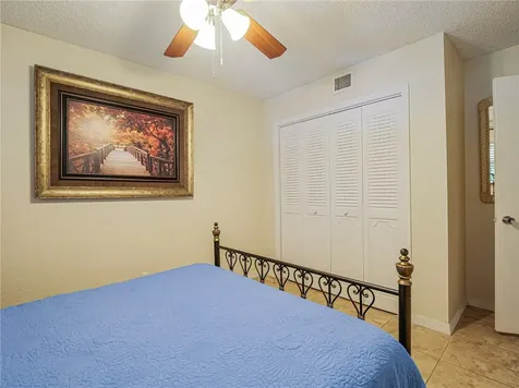 923 22nd Place Vero Beach FL 32960