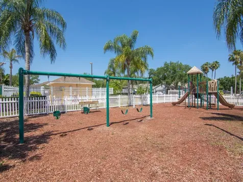962 E 13th Square Vero Beach FL 32960