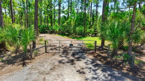 13955 87th Street Fellsmere FL 32948