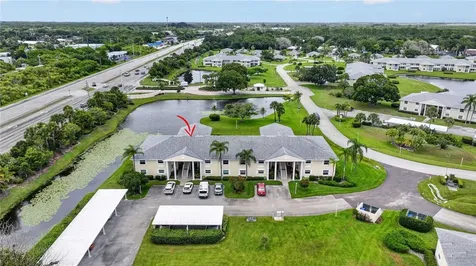 203 Grove Isle Circle Vero Beach FL 32962