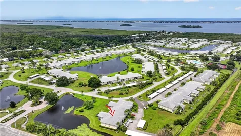 203 Grove Isle Circle Vero Beach FL 32962