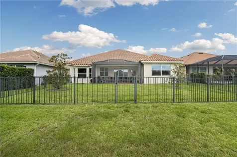1774 Belmont Circle SW Vero Beach FL 32968