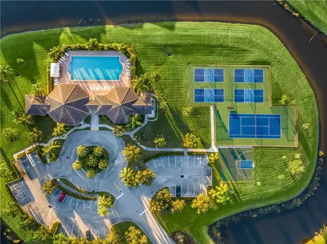 1774 Belmont Circle SW Vero Beach FL 32968