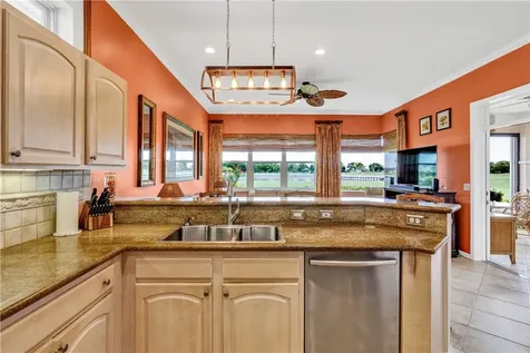 1723 Victoria Circle Vero Beach FL 32967