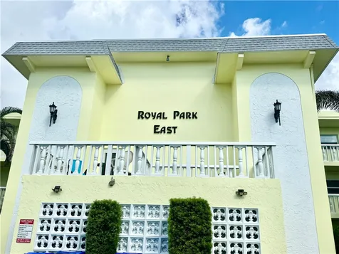 1100 Ponce De Leon Circle Vero Beach FL 32960
