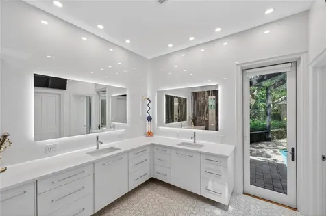 1371 Jonathans Trail Vero Beach FL 32963