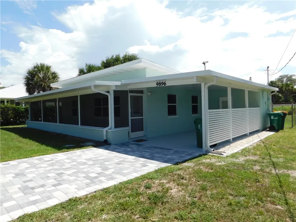 9896 Pine Street Sebastian FL 32976