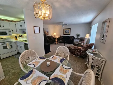 11 Vista Palm Lane Vero Beach FL 32962