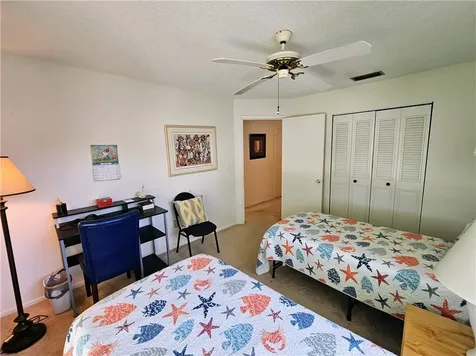 11 Vista Palm Lane Vero Beach FL 32962