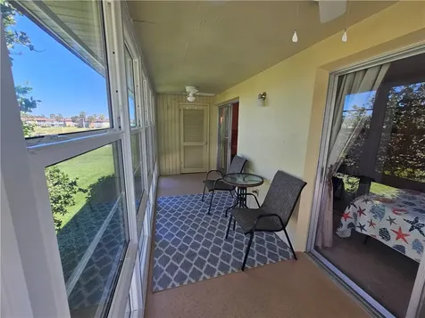 11 Vista Palm Lane Vero Beach FL 32962