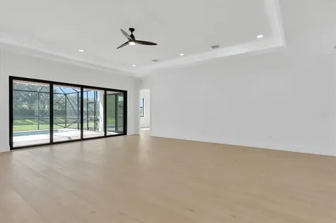 520 Caroline Drive Vero Beach FL 32968