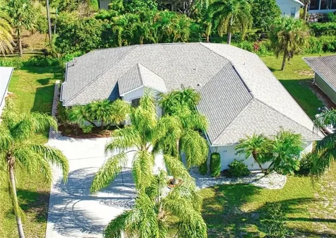 173 Easy Street Sebastian FL 32958