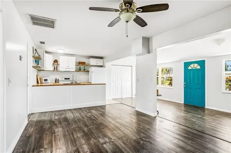 1441 4th Avenue Vero Beach FL 32960